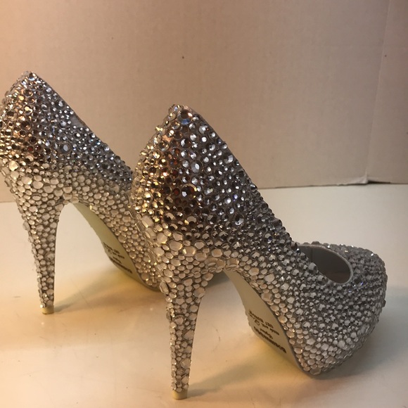 NWOT Crystal Studded Wedding Pumps Size 9 (UK 7 / EURO 39) - - Picture 6 of 16